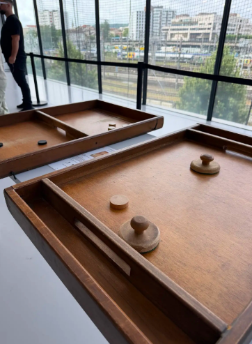 Jeux en bois au Centre Prouvé à Nancy